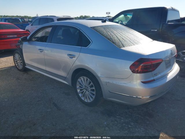 1VWBT7A35HC005395 Volkswagen Passat 1.8t Se