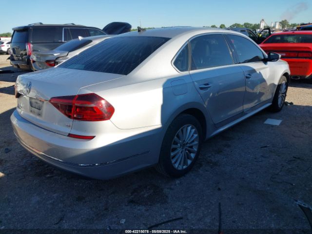 1VWBT7A35HC005395 Volkswagen Passat 1.8t Se