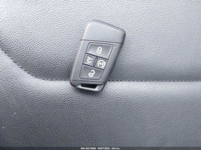 3VV4B7AXXLM170532 Volkswagen Tiguan