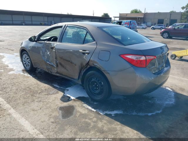 2T1BURHE1KC136602 Toyota COROLLA LE