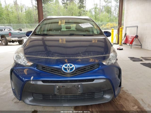JTDZN3EU6FJ036865 Toyota Prius V Four