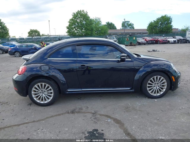 3VWFD7AT2KM701040 Volkswagen 2019