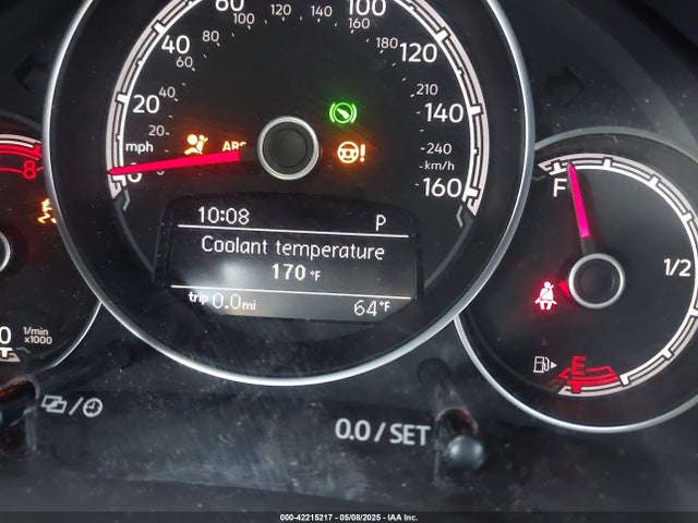 3VWFD7AT2KM701040 Volkswagen 2019