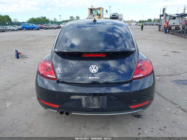 3VWFD7AT2KM701040 Volkswagen 2019