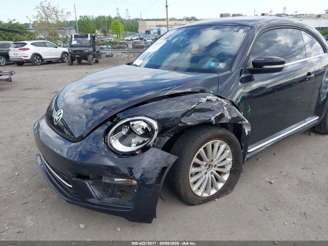 3VWFD7AT2KM701040 Volkswagen 2019