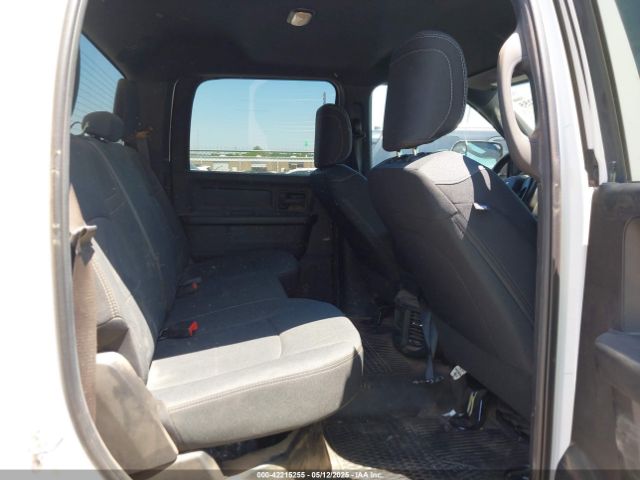 3C6UR5CJ7NG320841 RAM 2500 Tradesman  4x4 6'4 Box