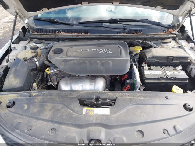 Chrysler 200 Limited 2016 1C3CCCAB2GN145709 Image 10