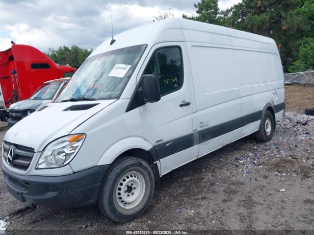 2011 MERCEDES-BENZ SPRINTER 2500 WD3PE8CB7B5583677 Photo 1