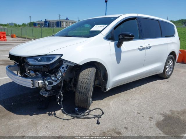 2024 CHRYSLER PACIFICA 2C4RC1FGXRR124465 Photo 1