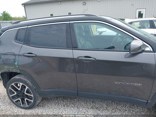 3C4NJDCB1JT481078 Jeep Compass Limited 4x4