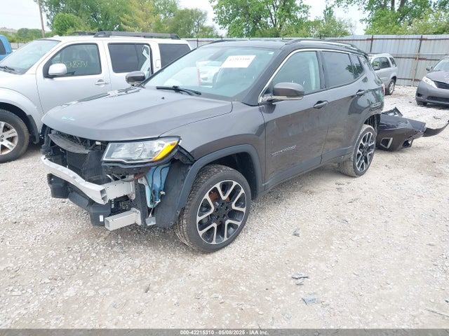 3C4NJDCB1JT481078 Jeep Compass Limited 4x4
