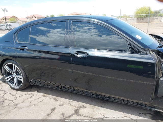 BMW 750i 2018 WBA7F0C59JGM23332 Image 14