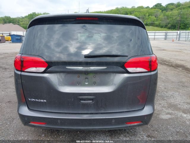2C4RC1CG1NR105396 Chrysler Voyager