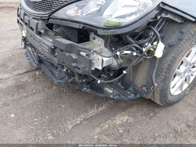 2C4RC1CG1NR105396 Chrysler Voyager