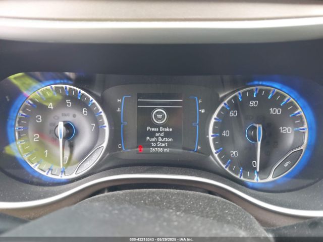2C4RC1CG1NR105396 Chrysler Voyager