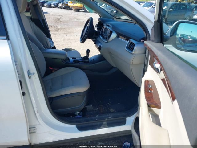 5XYPGDA50GG093828 KIA Sorento 3.3l Lx