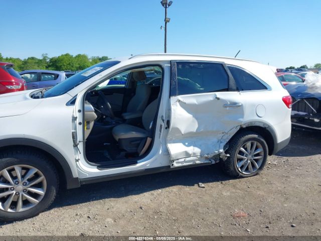 5XYPGDA50GG093828 KIA Sorento 3.3l Lx