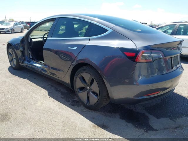 5YJ3E1EB9KF386047 Tesla Model 3 Long Range/performance