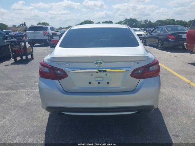 1N4AL3AP2HC164553 Nissan Altima 2.5 Sr