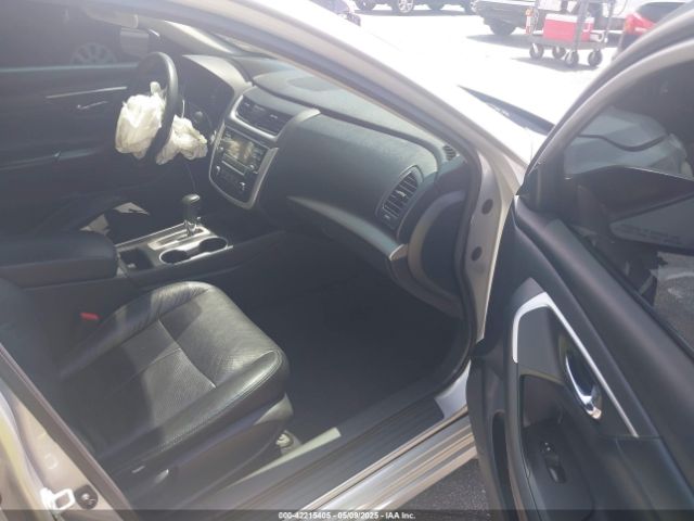 1N4AL3AP2HC164553 Nissan Altima 2.5 Sr