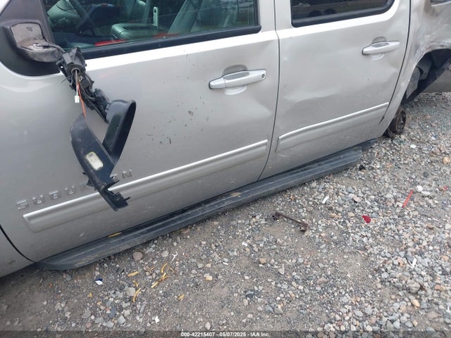 1GNSCJE0XER203597 Chevrolet Suburban 1500 Lt