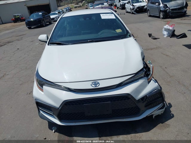 JTDS4RCE3LJ044064 Toyota COROLLA SE