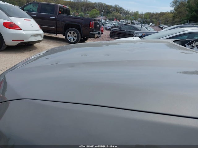 1GNERGKW3JJ116916 Chevrolet Traverse 1lt