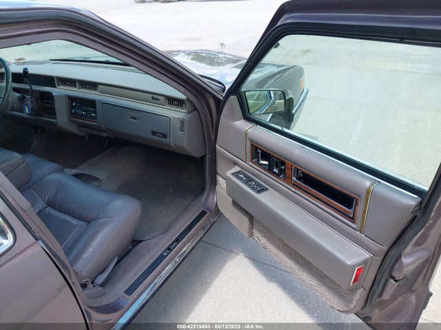 1992 CADILLAC DEVILLE 1G6CD53B2N4335372 Photo 4