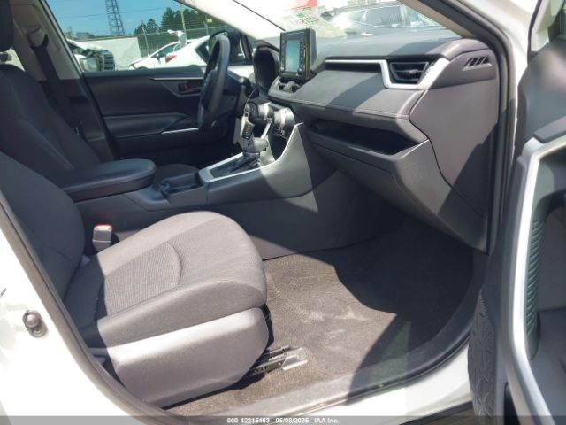 2T3H1RFV5LC042849 Toyota RAV4 LE