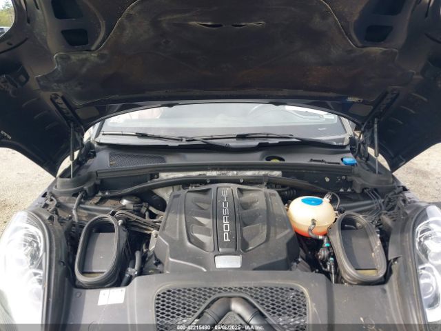 2018 PORSCHE MACAN WP1AB2A54JLB30852 Photo 9