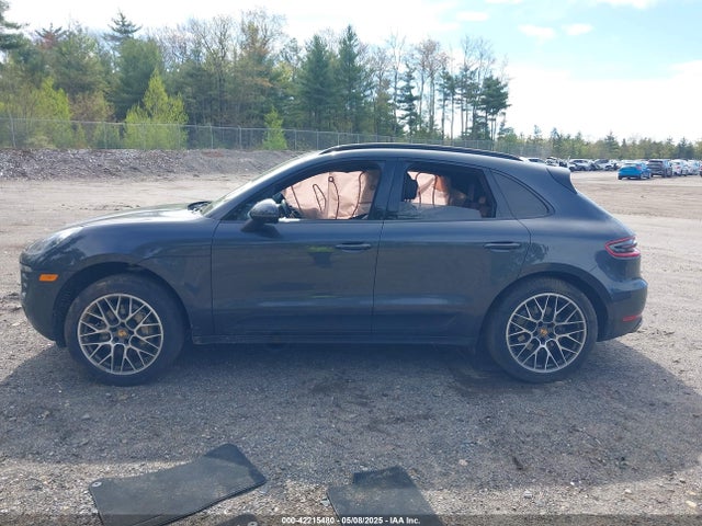 Porsche Macan 2018 WP1AB2A54JLB30852 Image 15