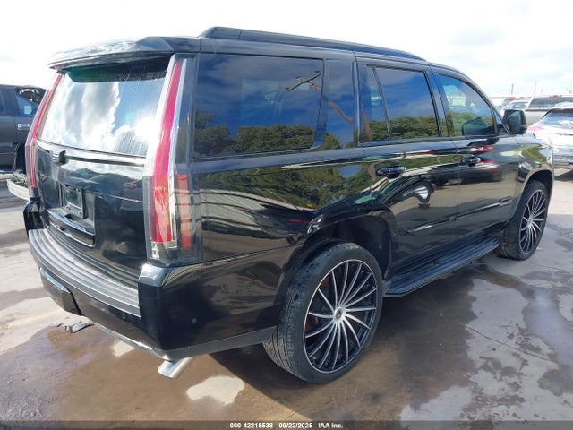 2018 CADILLAC ESCALADE 1GYS3BKJ5JR142496 Photo 3