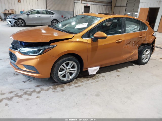 Chevrolet Cruze Lt Auto 2017 3G1BE6SM2HS558071 Image 2