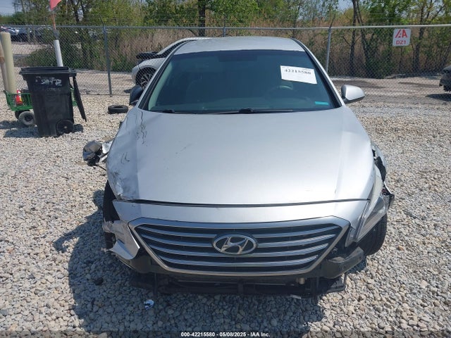 Hyundai SONATA SE 2017 5NPE24AF2HH520712 Image 12
