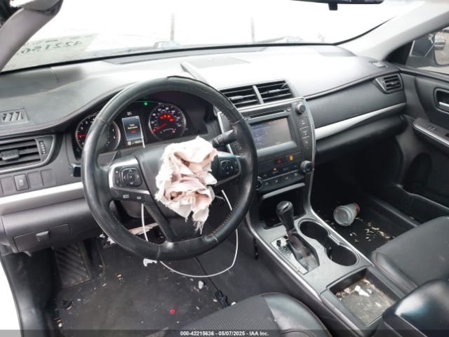 4T1BF1FK3GU180613 Toyota CAMRY SE