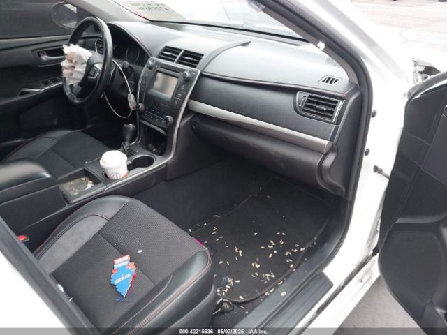 4T1BF1FK3GU180613 Toyota CAMRY SE