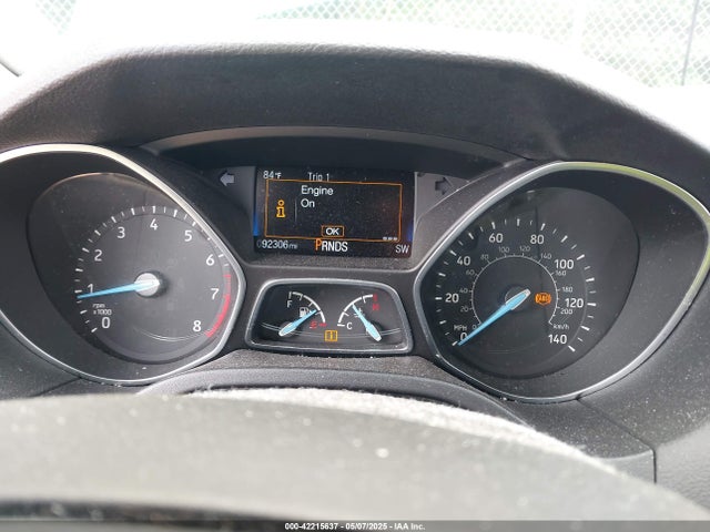 1FADP3J26HL221570 Ford Focus Titanium
