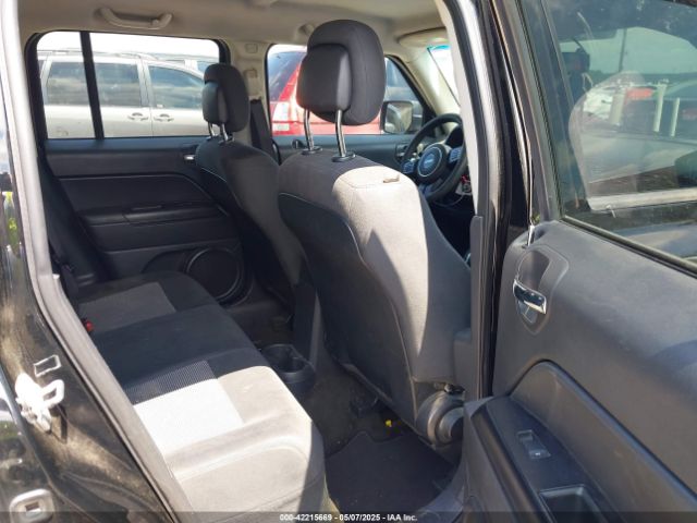 1C4NJPBA0FD349985 Jeep Patriot Altitude Edition