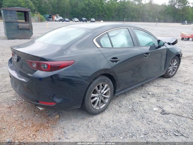 3MZBPAAL8NM302740 Mazda Mazda3 2.5 S