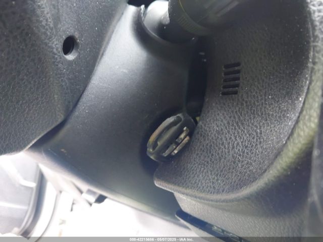 5YFBURHE9JP819517 Toyota COROLLA LE