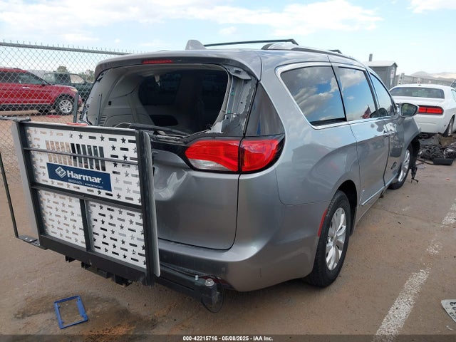 2C4RC1BG9JR110289 Chrysler Pacifica