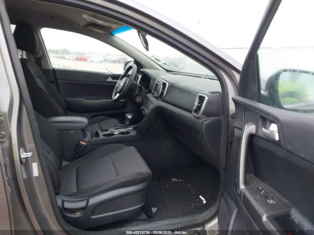 KNDPM3AC6H7233672 KIA Sportage Lx