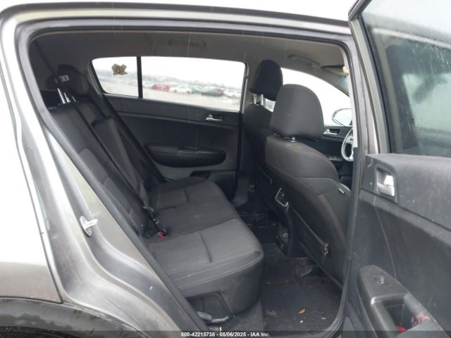 KNDPM3AC6H7233672 KIA Sportage Lx
