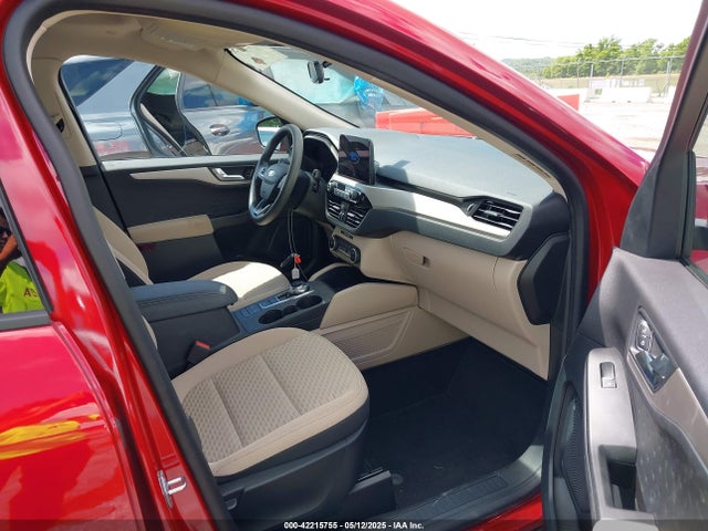 1FMCU0G63LUC49056 Ford ESCAPE SE