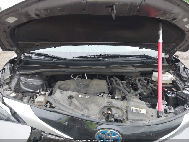 5TDDRKEC4MS017361 Toyota Sienna Xse