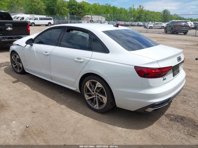 2021 AUDI A4 WAUEAAF41MN007919 Photo 2