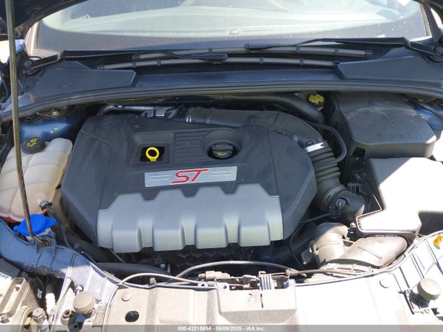 1FADP3L96JL228759 Ford FOCUS ST
