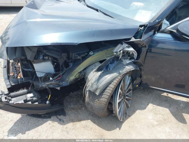KNALC4J10H5068135 KIA Cadenza Premium