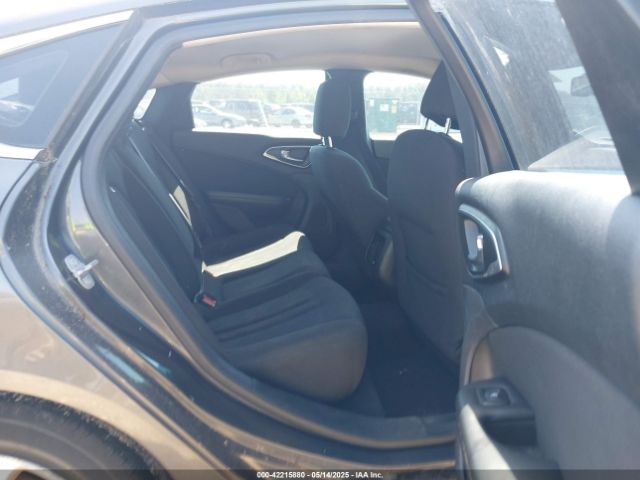 1C3CCCAB2FN531867 Chrysler 200 Limited