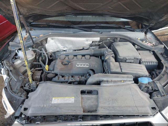 WA1BCCFS2HR011089 Audi Q3 2.0t Premium